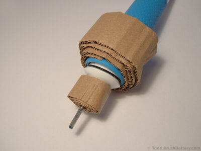 Braun-Oral-B-Vitality-Type-3708-3710-how-to-open-toothbrush-handle-gap-2