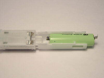 Braun-Oral-B-Vitality-Type-3708-3710-toothbrush-install-replacement-battery-1